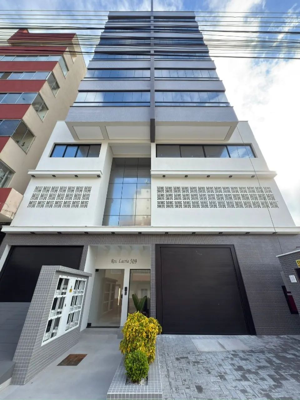 Apartamento em Laguna, Mar Grosso, 3 Quartos, Novo. Prox. Kalzone. 