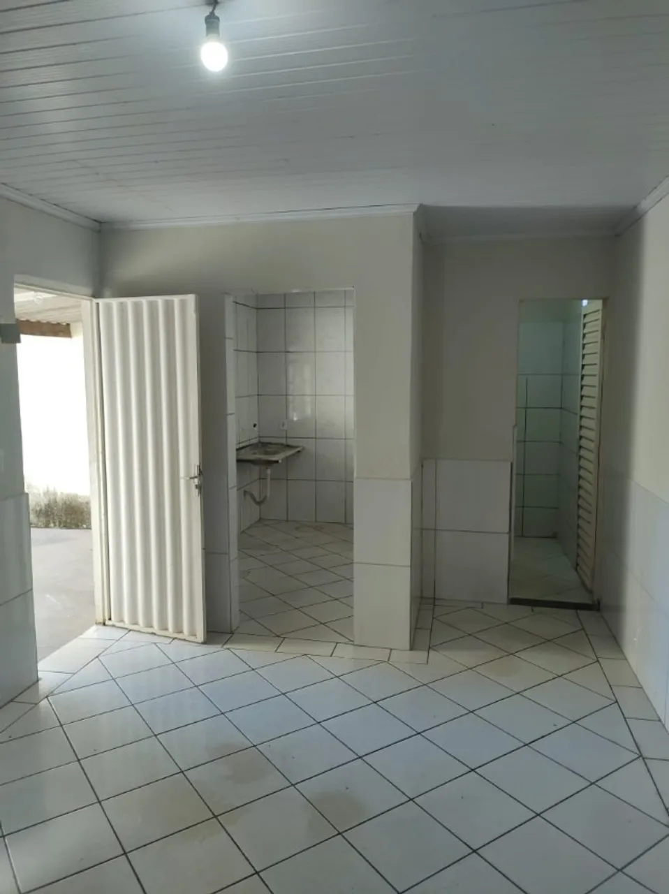 Barracão 3 cômodos próximo vila pedroso