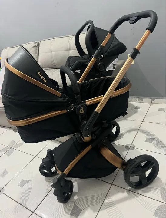 Carrinho e cadeirinha de bebê galzerano