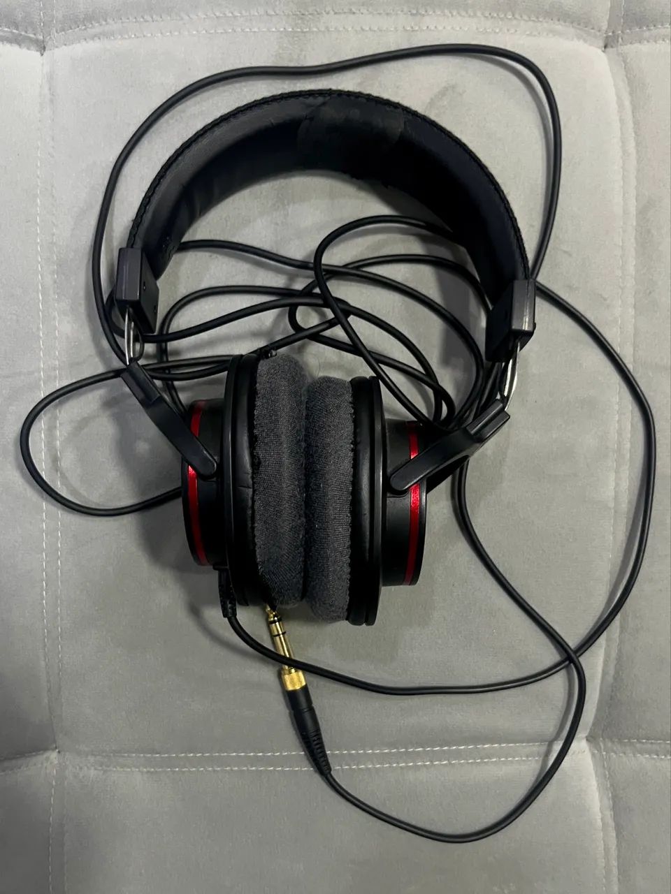 Interface de Áudio Focusrite 3i3 - 3ª geração + Condensador + Headphone Focusrite  - Foto 5