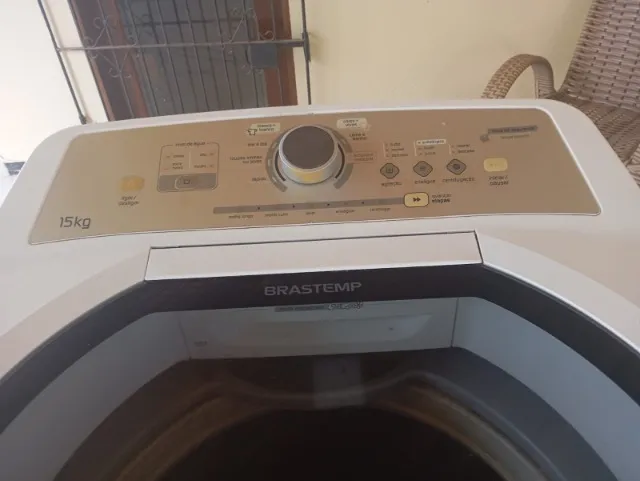 Máquina de lavar roupas