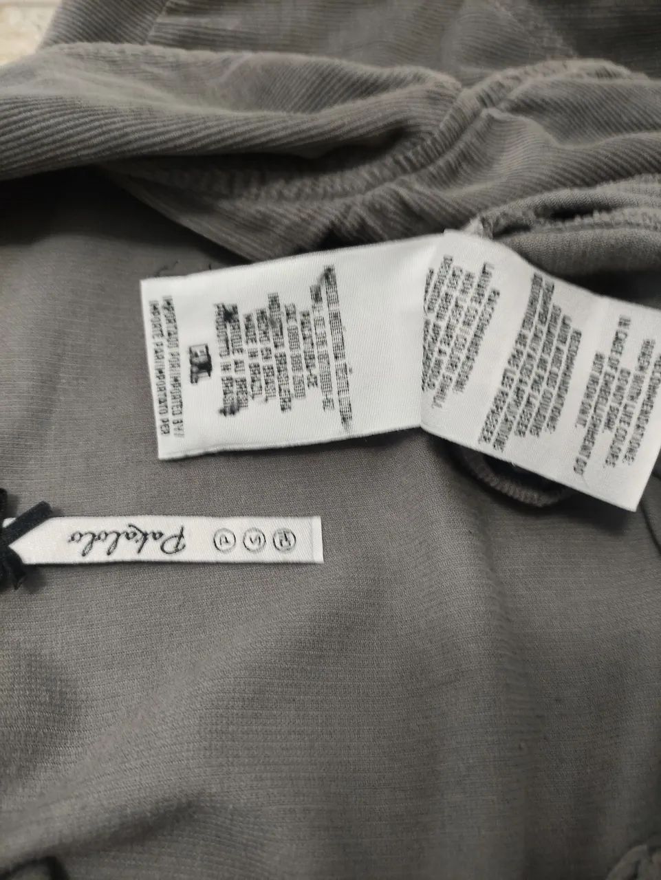 Blazer cinza com bolsos detalhados - Foto 5