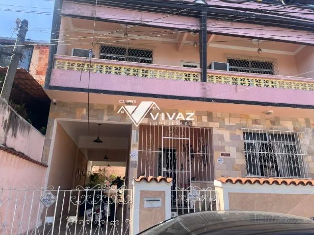 Duas Casas com Entradas independentes com Garagem, Terraço, 2 e 3 Quartos em Piedade