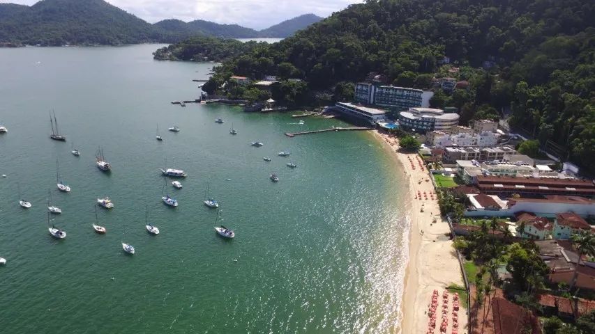 Flat em angra com lazer no condomínio e de frente para o mar azul a poucos passos da praia - Foto 16