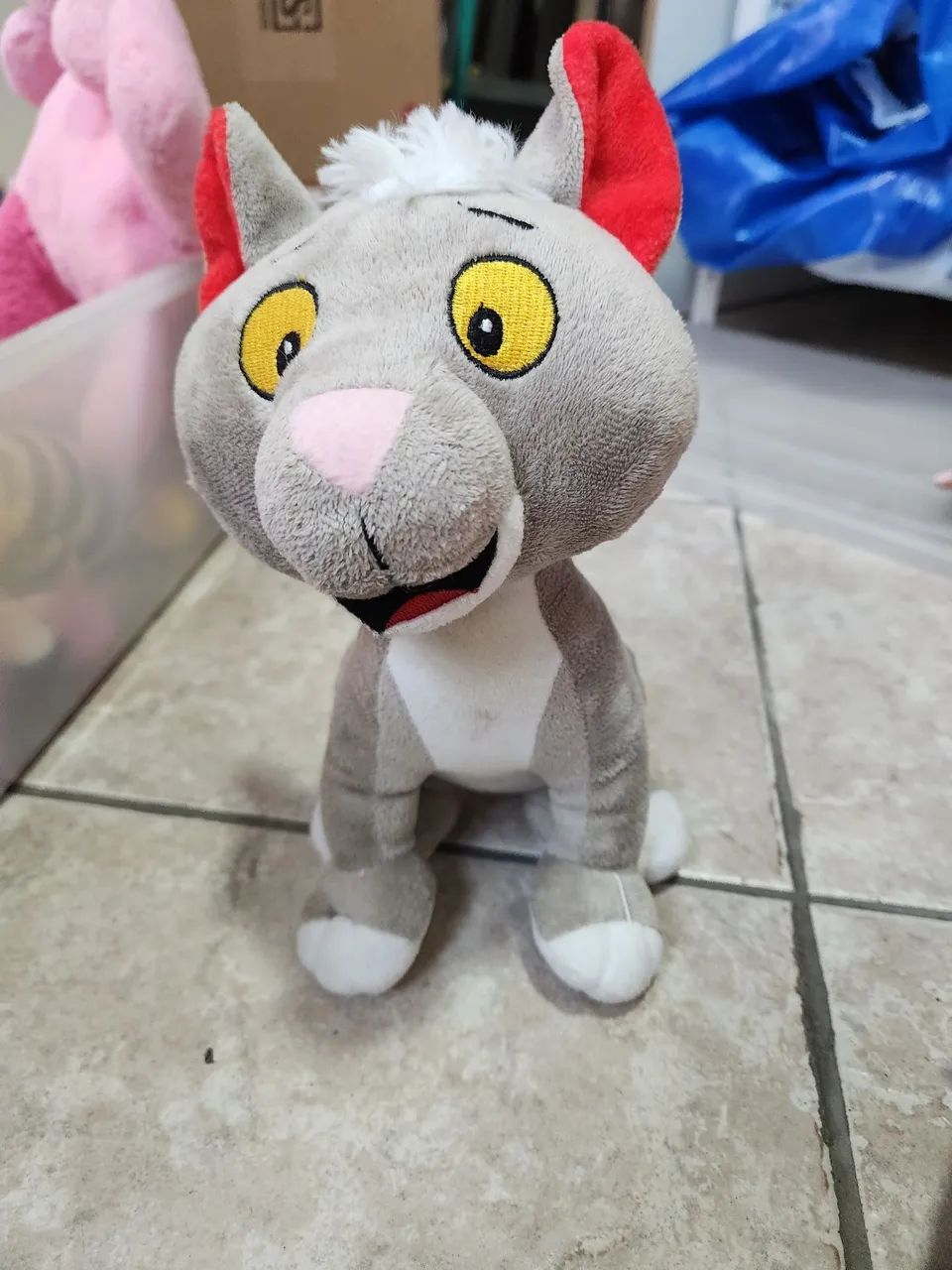 Nosso Amiguinho gato pelúcia