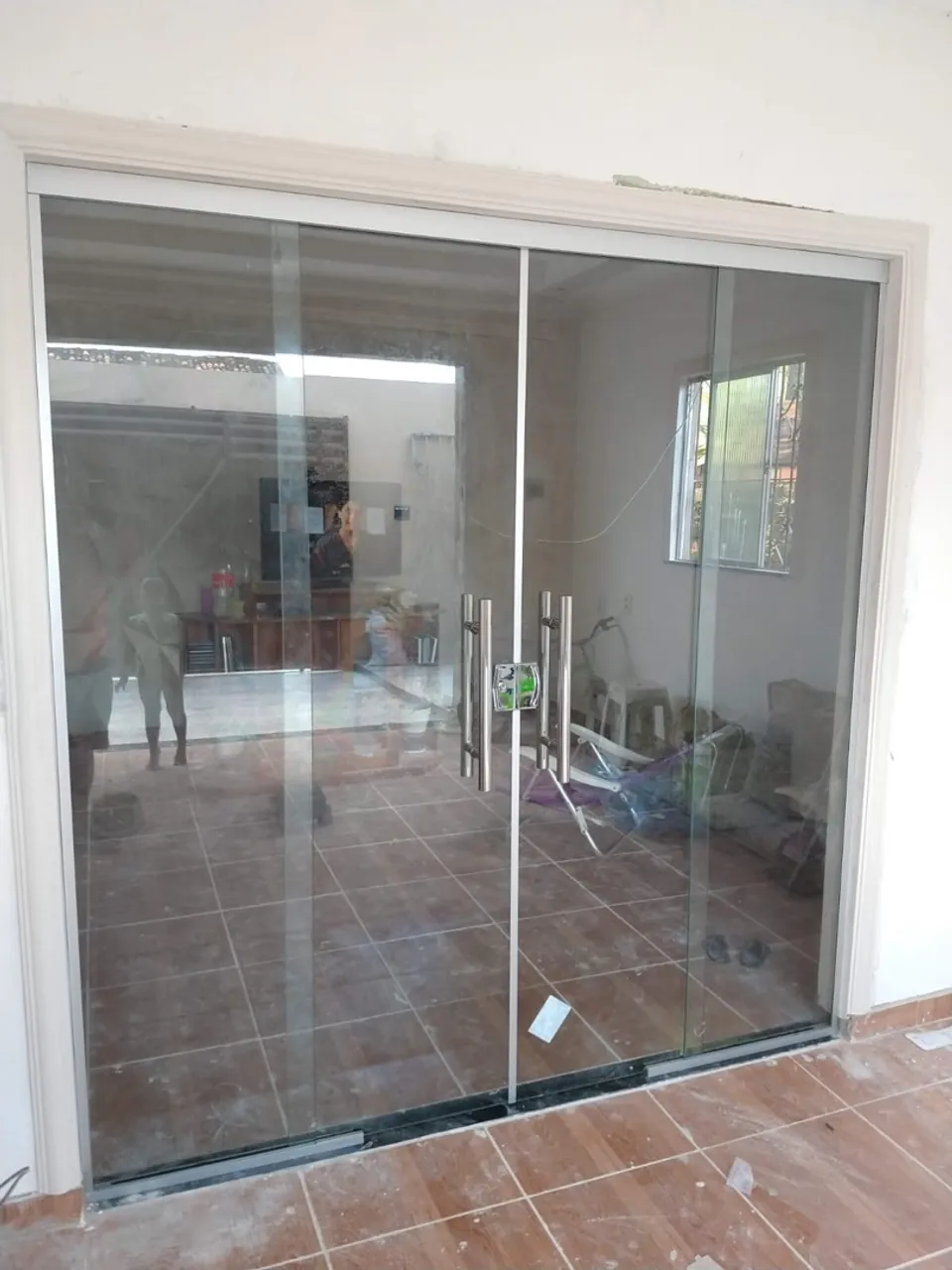 Portas de Vidro Duplas Elegantes