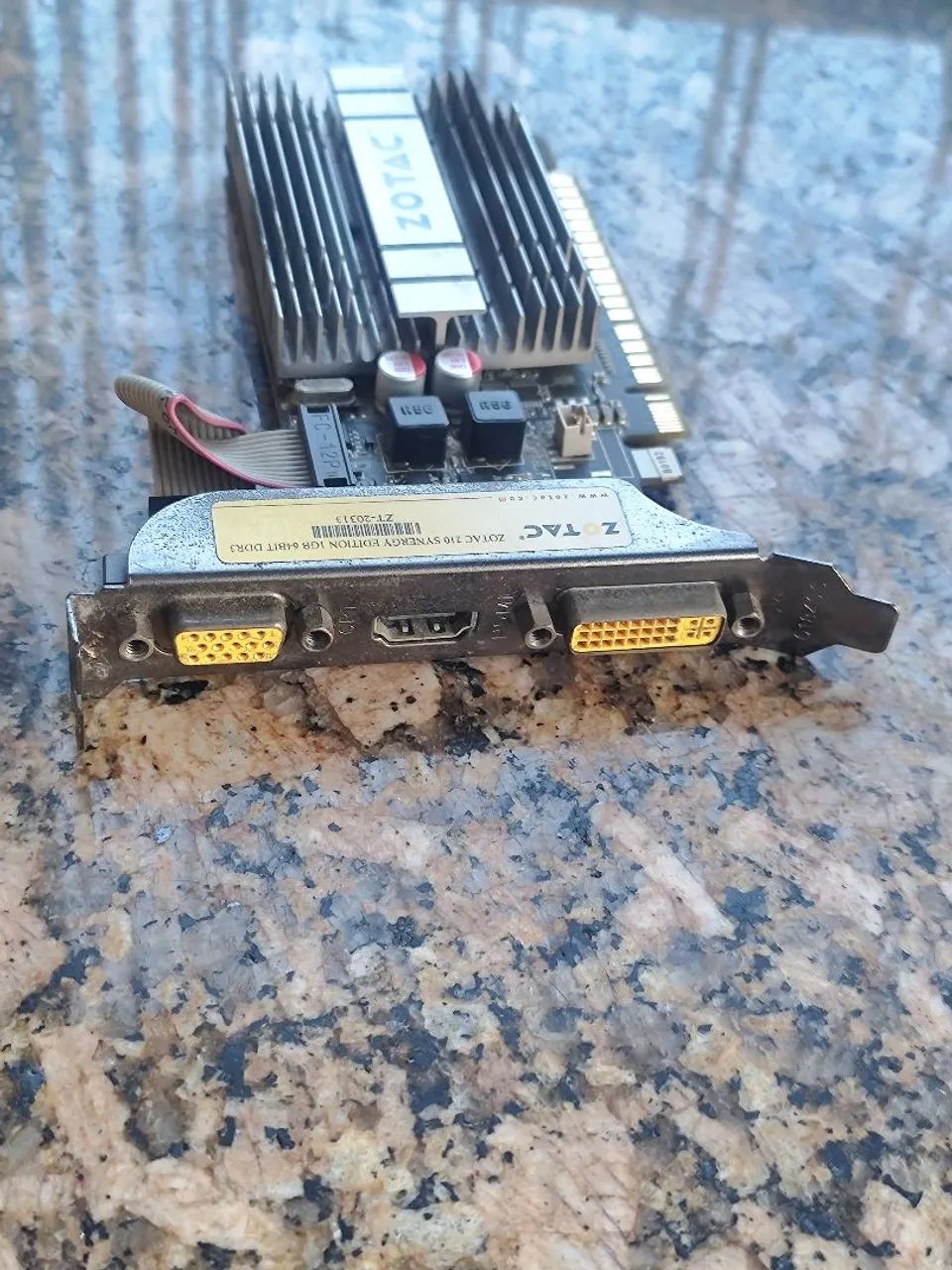 Placa de vídeo zotac 210, leitor de dvd para PC e coolers - Foto 2
