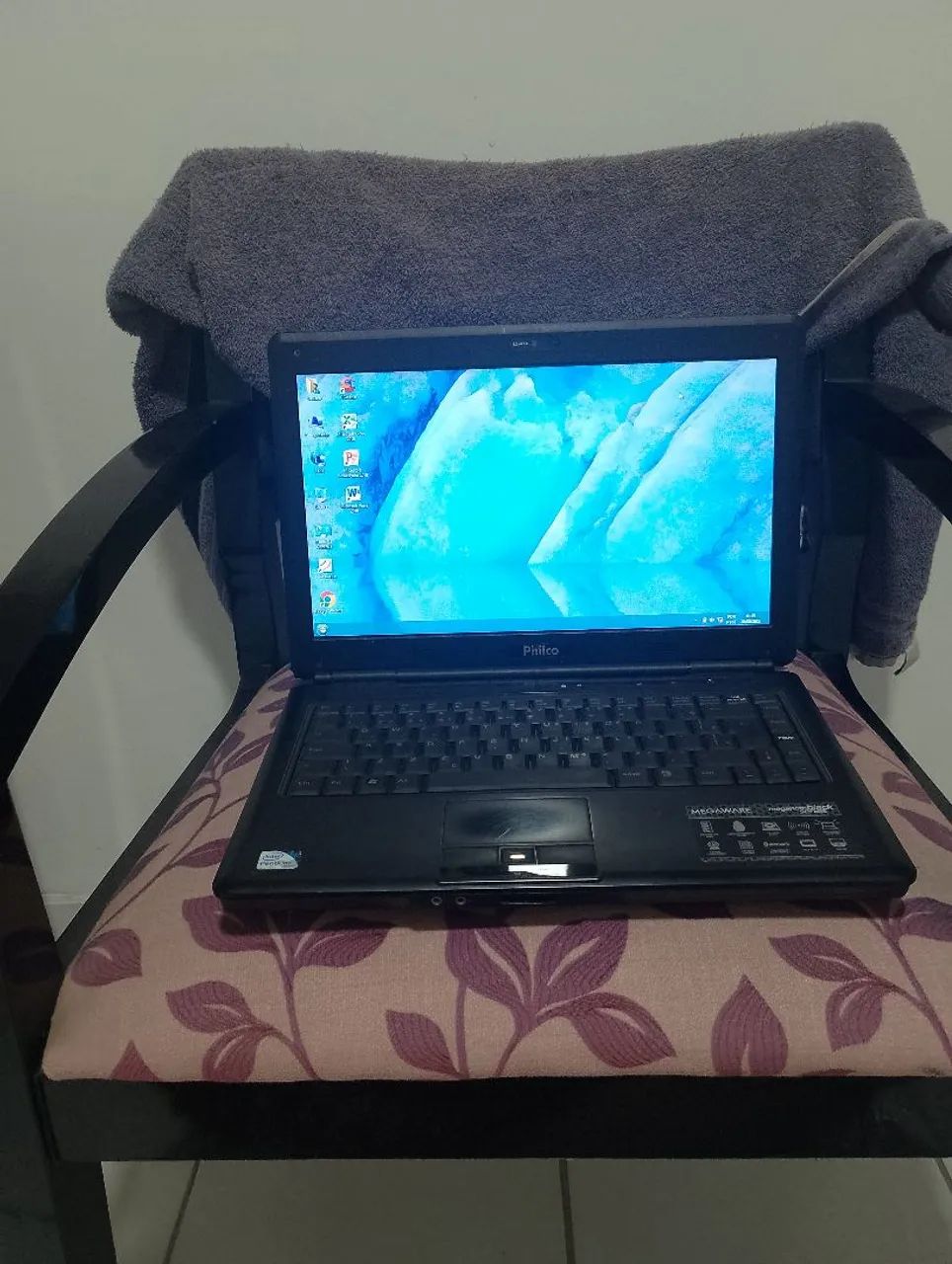 Notebook 4 gigas dual core bateria boa procedência  - Foto 4