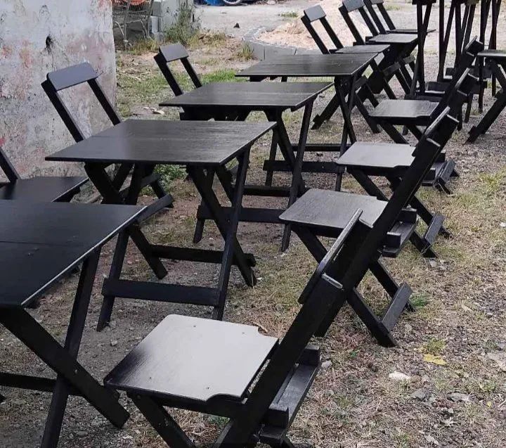 Conjunto de mesas dobráveis pretas64595960131841120