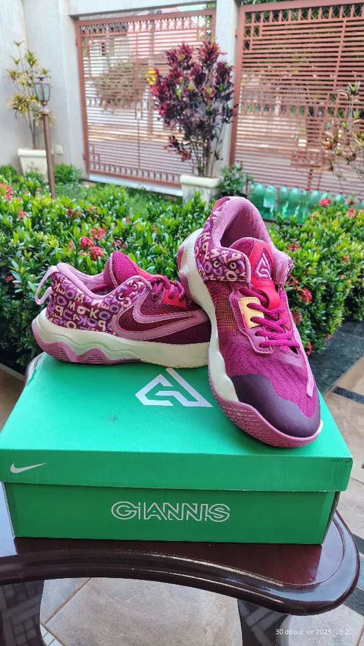 Tenis Adidas Zx original Eua - numero 41 - Calçados - Gleba