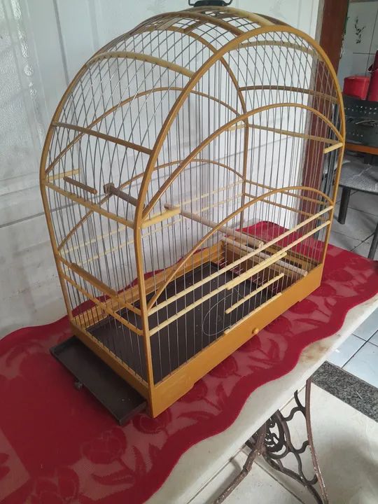 Gaiola para Pássaros em plástico e arame - Foto 2