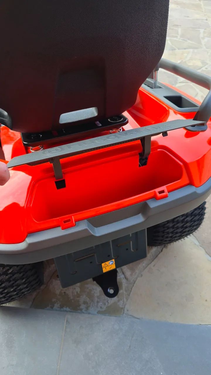 Trator Cortador de Grama TS219TFM Husqvarna  - Foto 5
