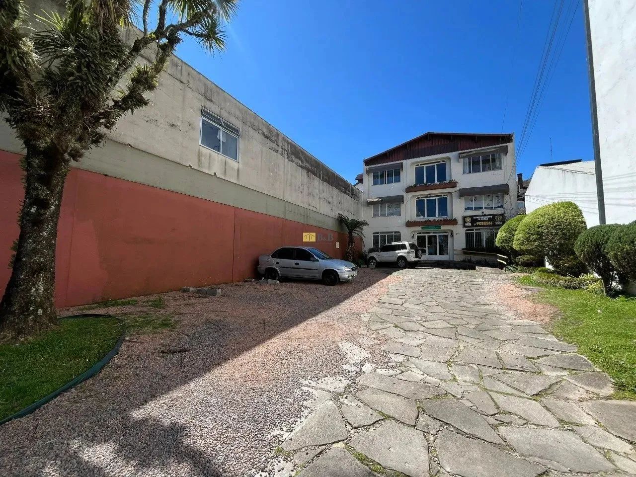 Espaço comercial de 3 salas para aluguel em Canela - Foto 2