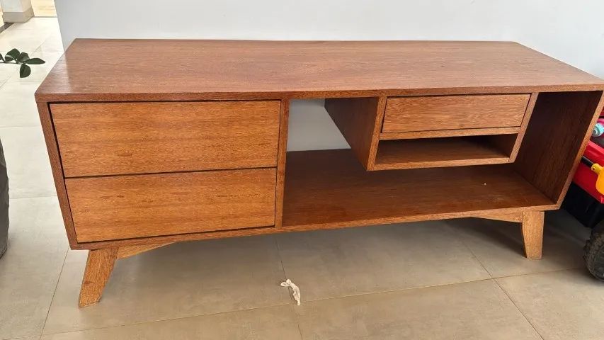 Rack de madeira maciça64840792771201120