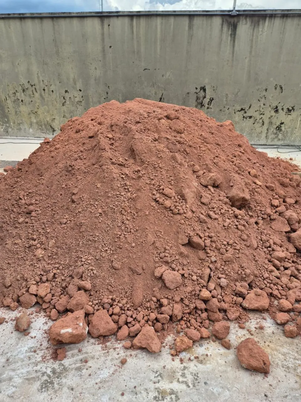 AREIA, PEDRA, SEIXO, BARRO, TIJOLO - ENTREGA RÁPIDA