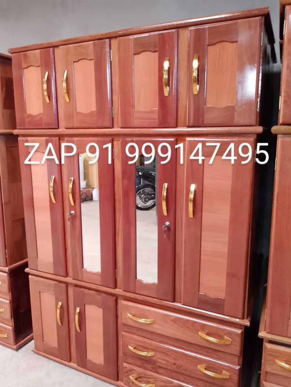 GUARDA ROUPA DE CASAL 4 PORTAS NOVO.