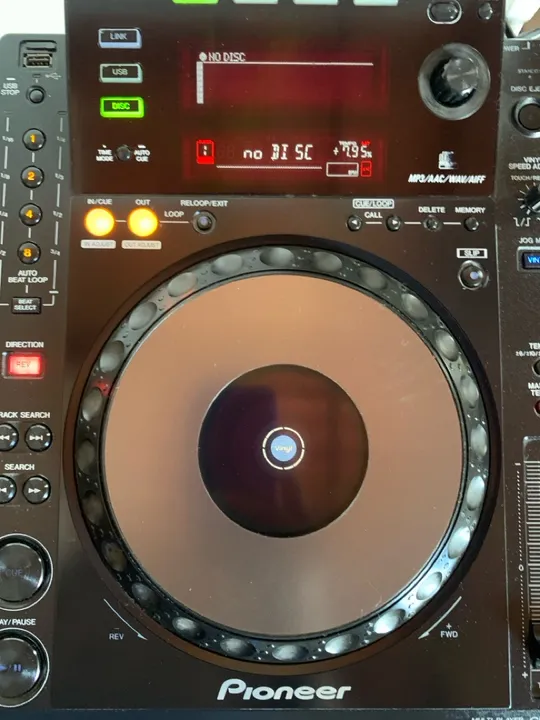 1 CDj 900 pioneer dj