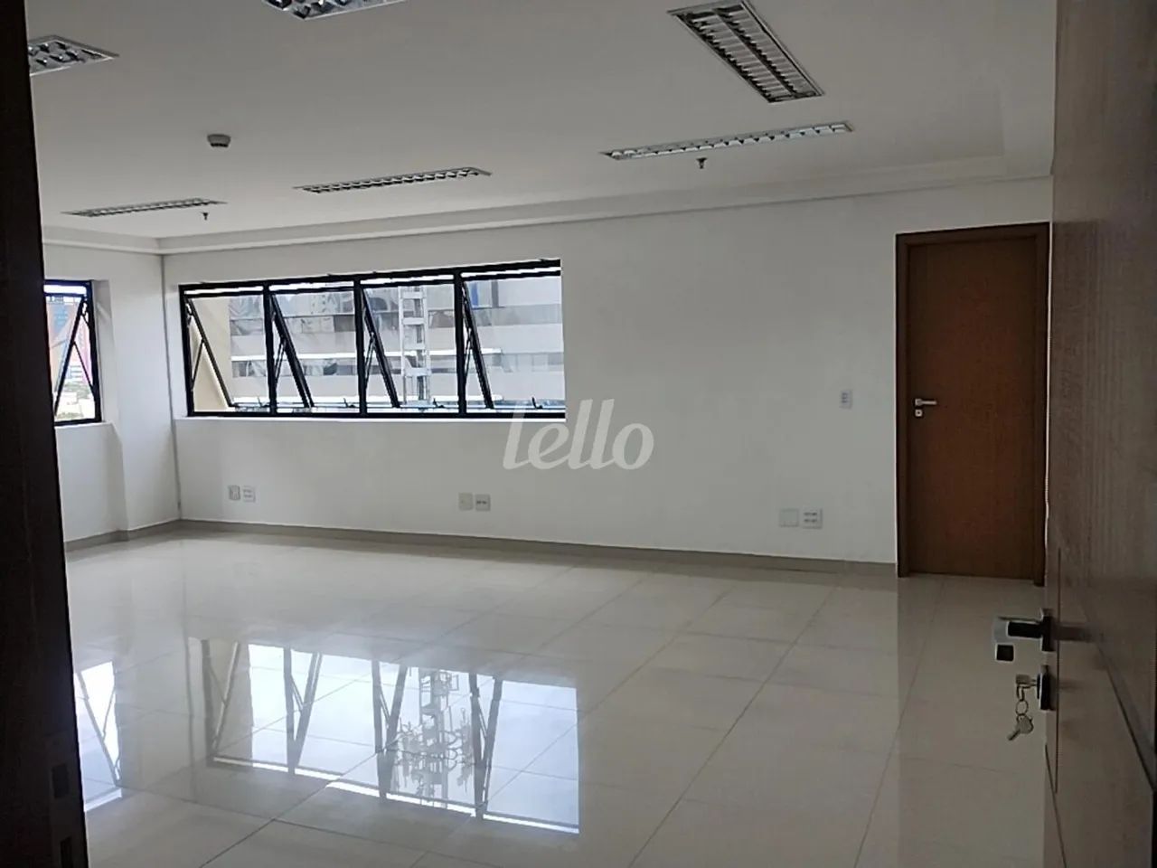 Comercial para alugar no(a) Centro - Foto 4