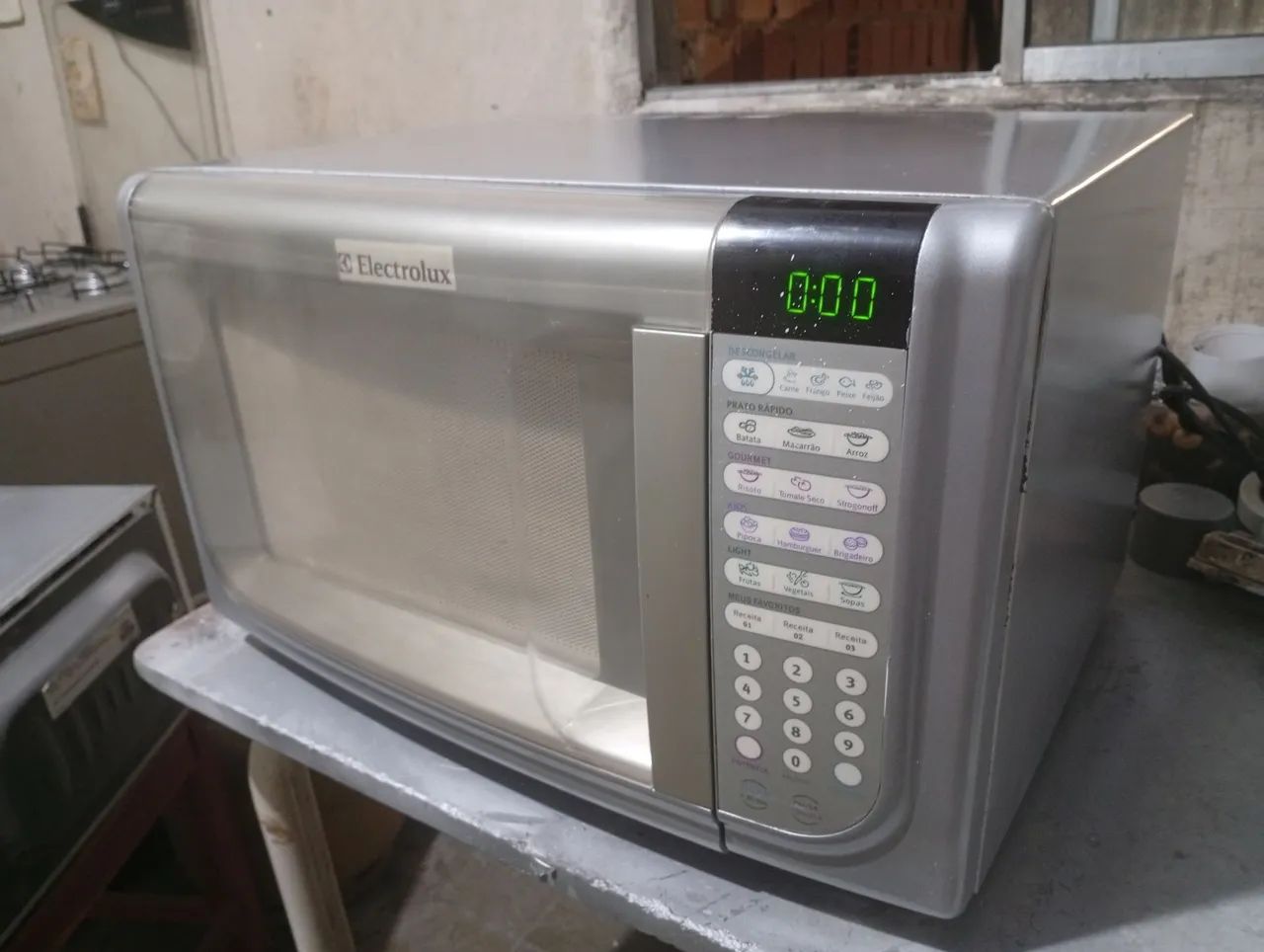 Microondas Eletrolux 30 Litros  - Foto 3