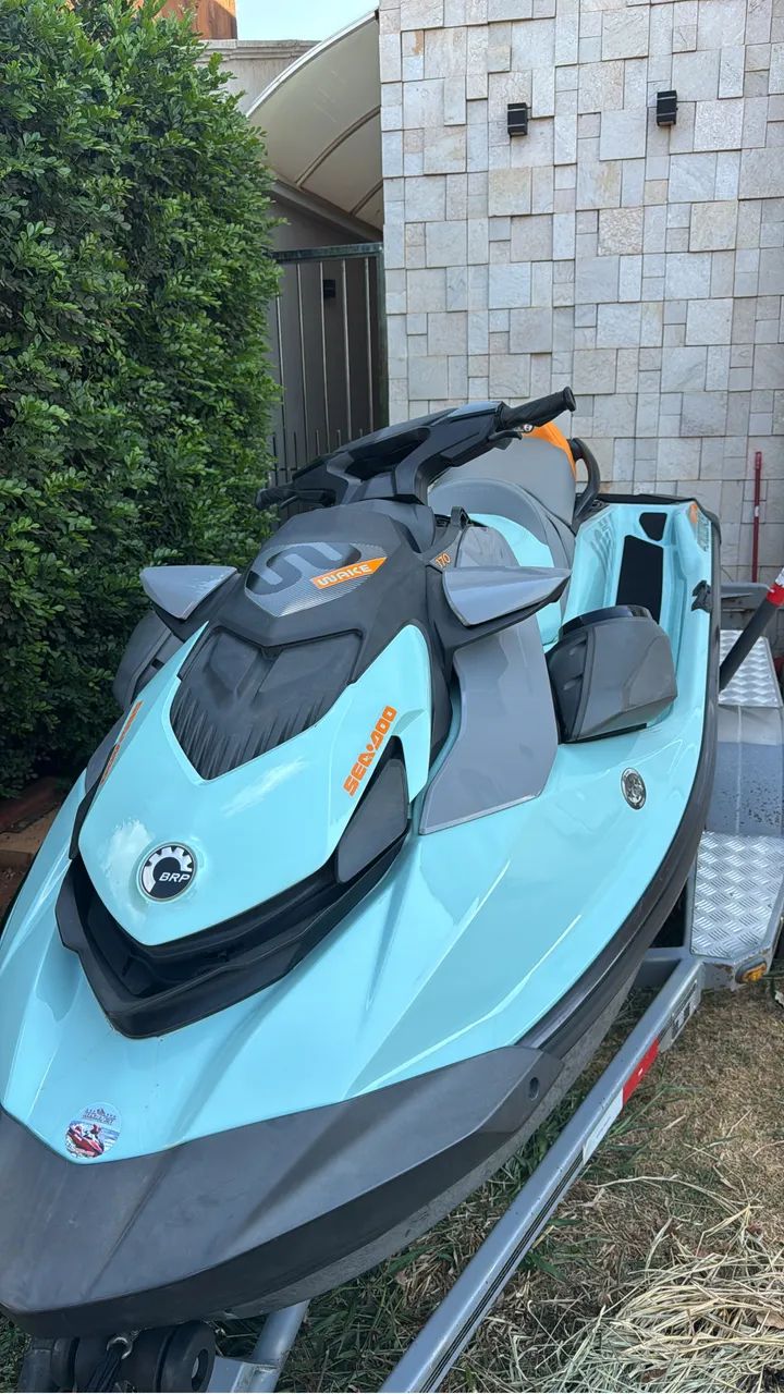 Jet ski wake 2022 