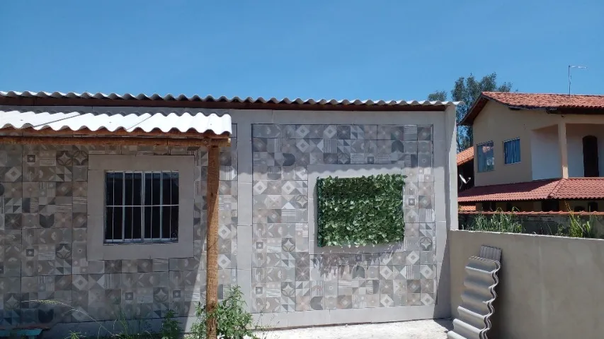 Praia de Jaconé-Saquarema- Suite -R$100,00 diária- junto a praia-rua asfaltada.