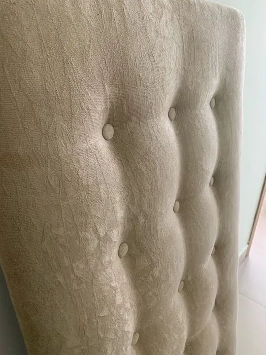 Cabeceira suede tamanho casal 