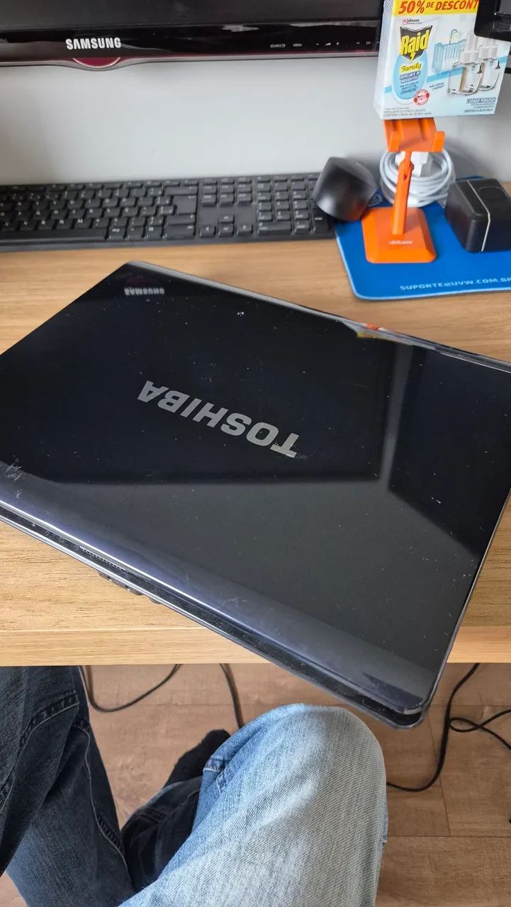 Notebook toshiba 17pol carcaça e peças 