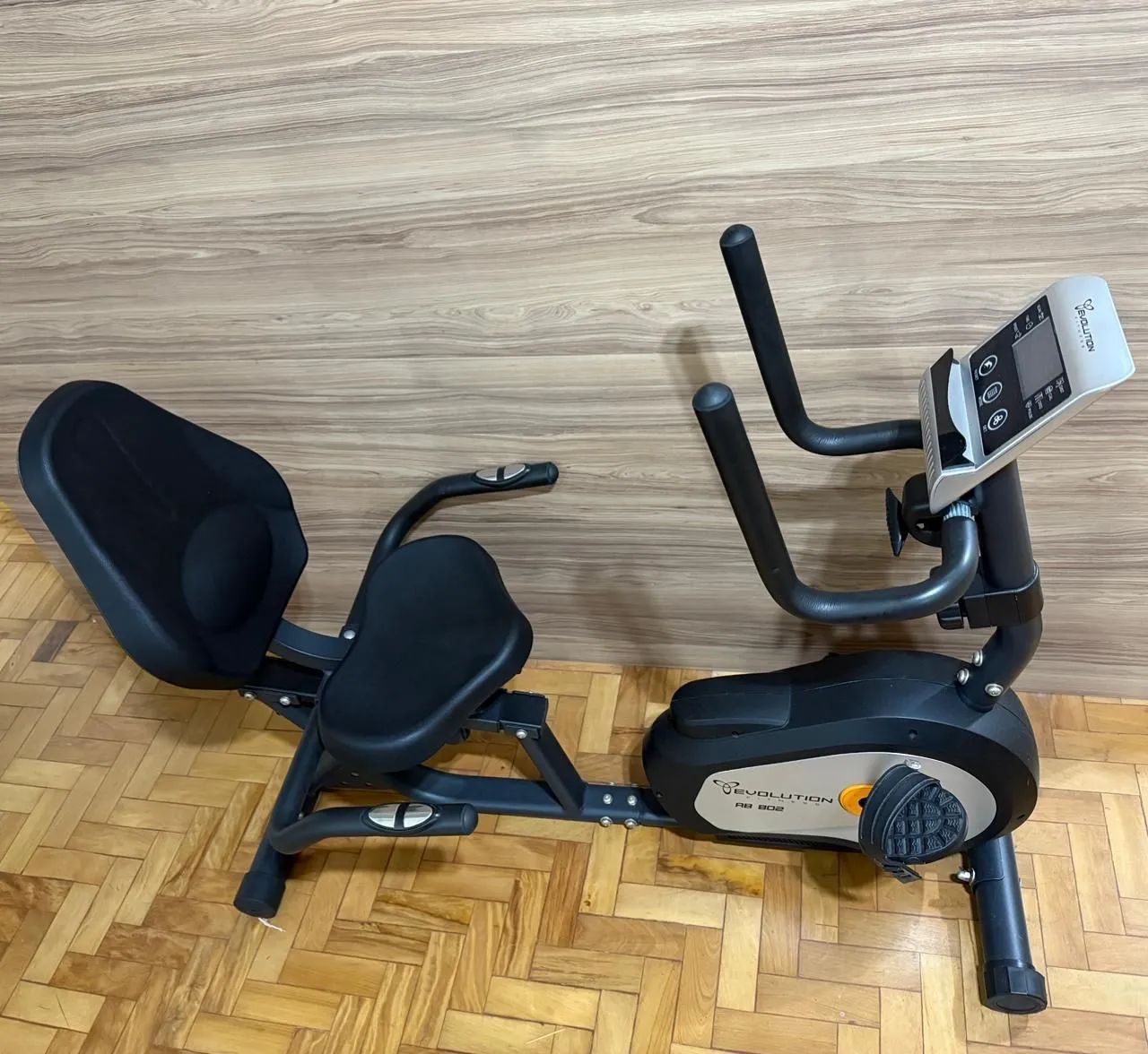 Bicicleta Ergométrica Evolution RB 802