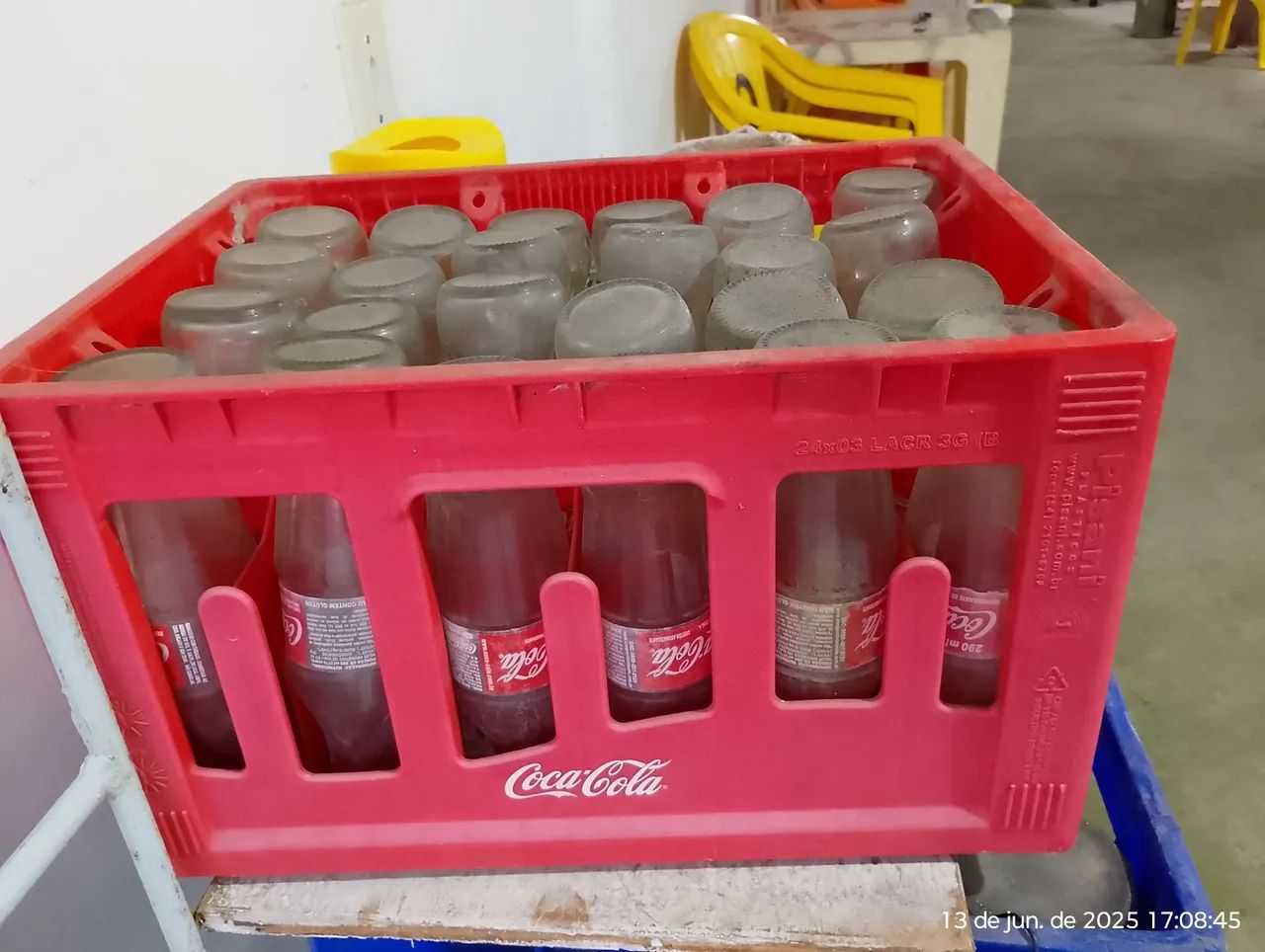 4 caixa de 1 litro 2 de coca cola KS  - Foto 2