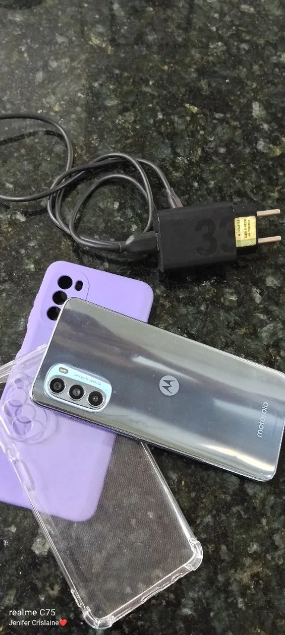 Motorola (Moto G52)