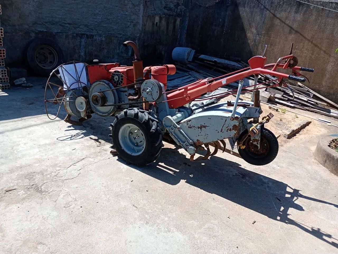 Tratorito agrícola usado