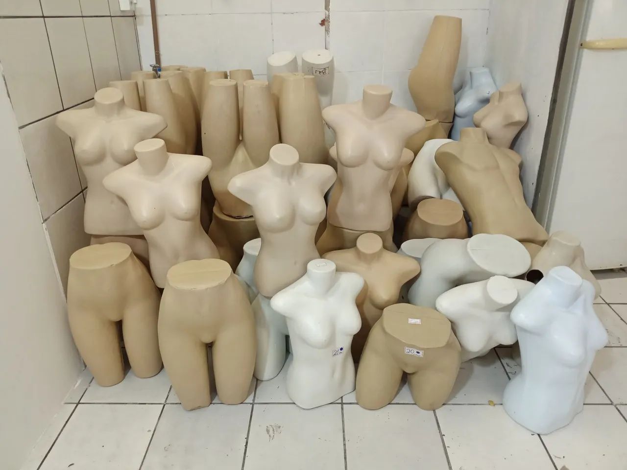 Lote ou Individual de Manequins para Exposição  - Foto 4