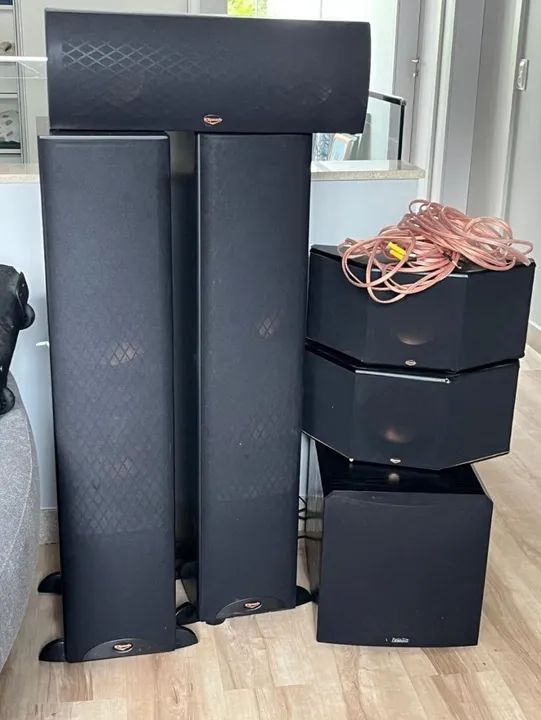 Excelentes alto falantes importados de ponta da marca klipsch