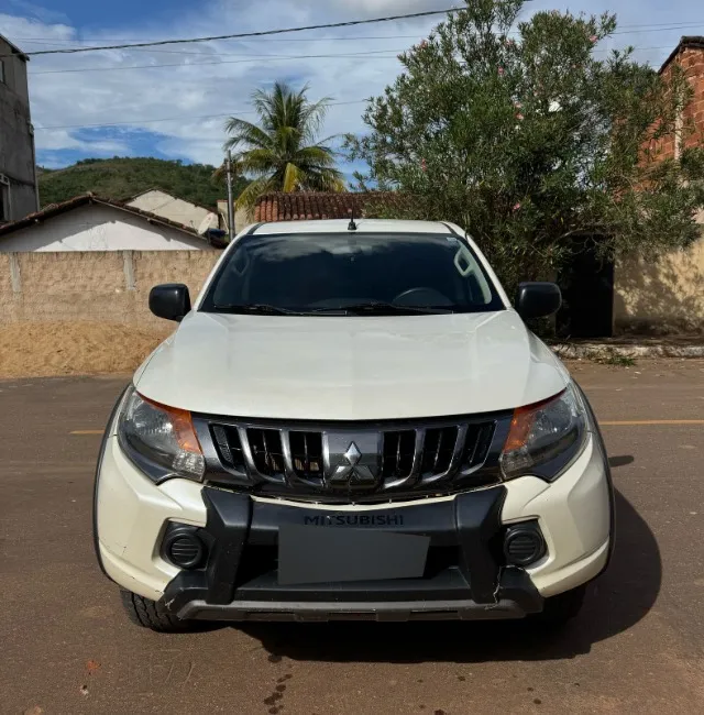 W) São José da Safira/MG - Caminhonete MMC/Triton SP Outd GLS A 2020/2021