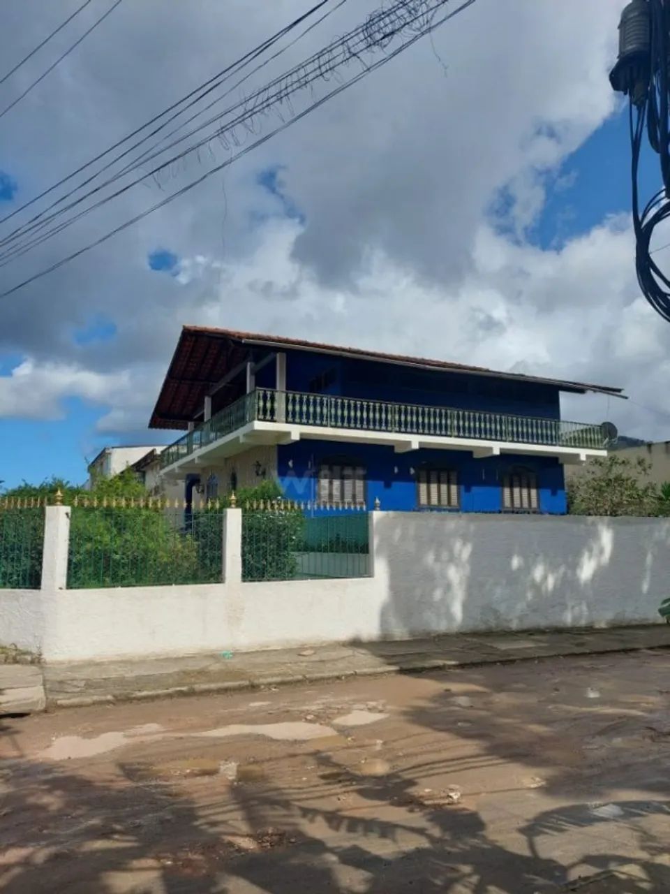 CASA COMERCIAL - AV. CENTRAL