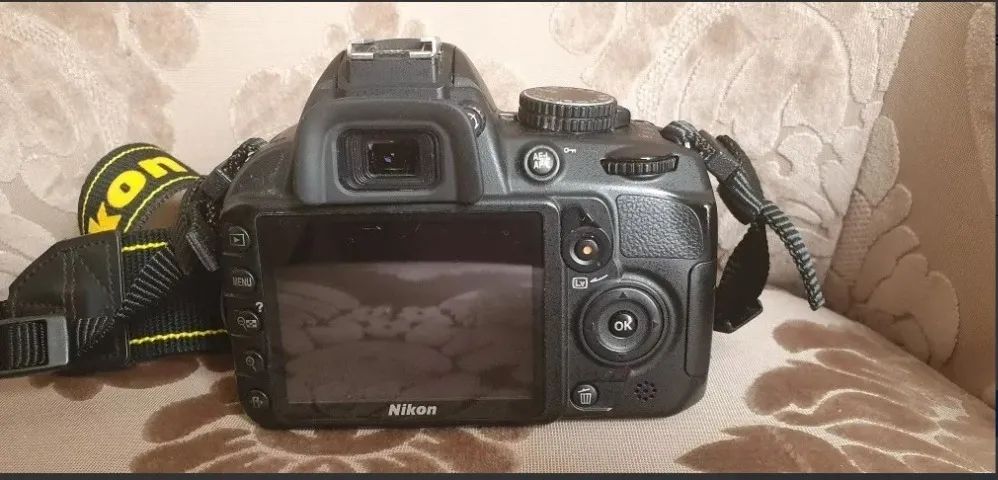 Camera Nikon D3100 - Foto 2