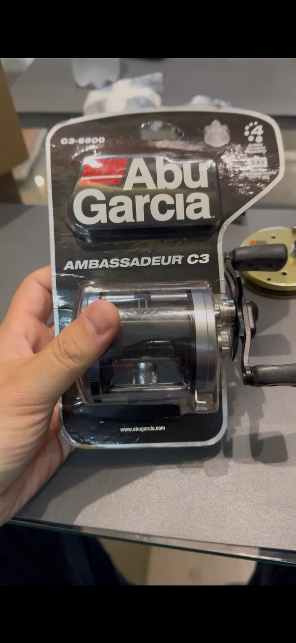 Nova - Carretilha de Pesca Perfil Alto Abu Garcia 6500C3 - EMBALAGEM LACRADA