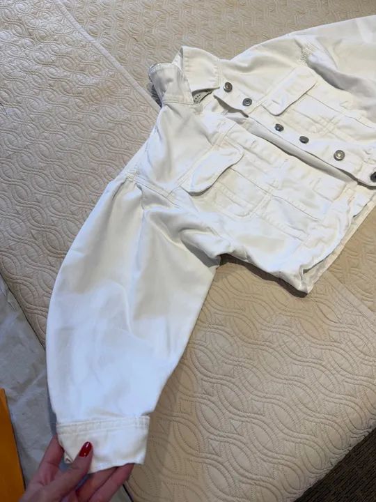 Jaqueta Jeans Branca Feminina - Foto 3