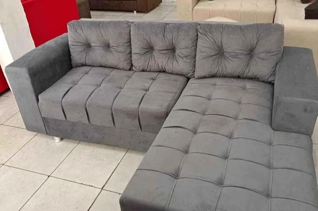 Sofá cheisse 3 lugares entrega grátis