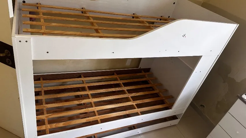 Beliche com cama auxiliar