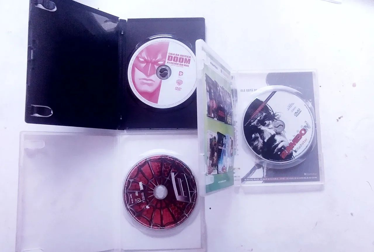 DVD LOTE RAMBO SPIDERMAN DOOM - Foto 3