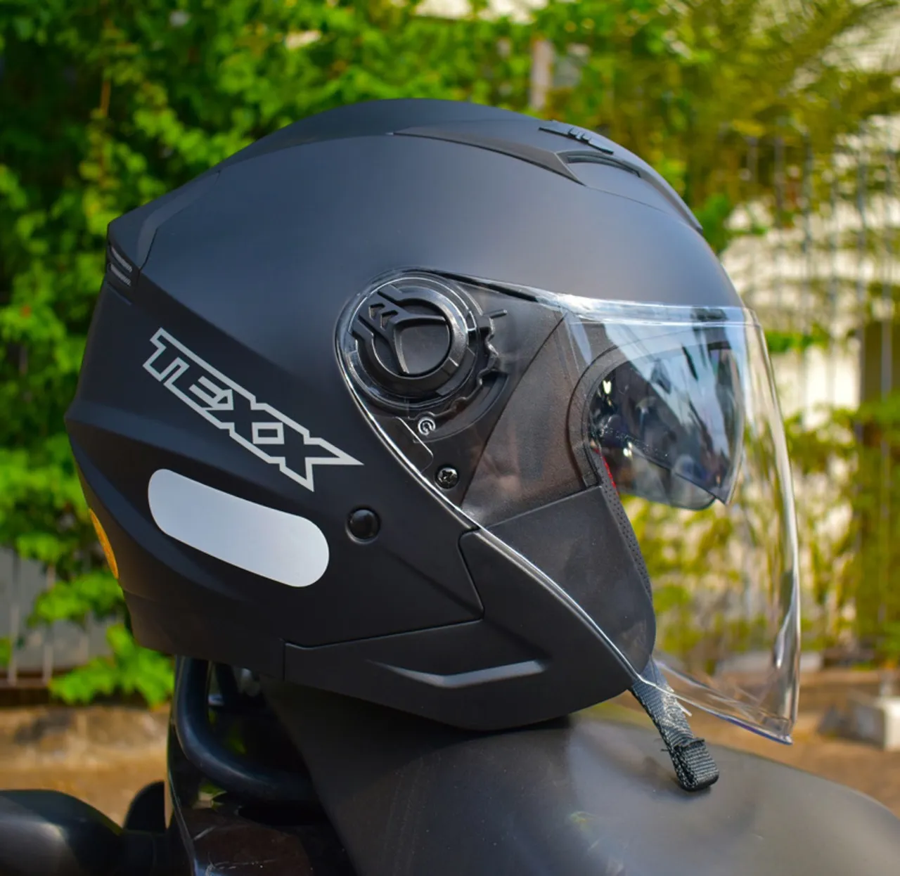 Capacete Texx Preto com Visor - Novo!