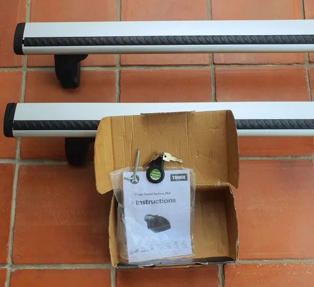Rack Thule Wing Bar com 1.32 cm semi novo p/ JEEP Compass, completo com chaves para tranca - Foto 2
