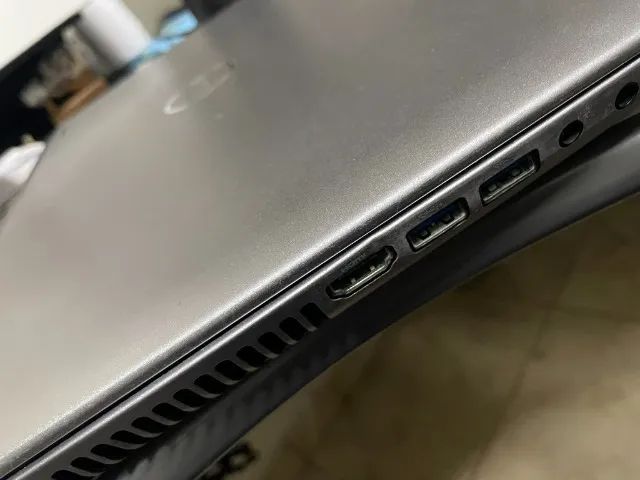 Dell (P34G) Vostro 3460, i5, 8GB e 240SSD.