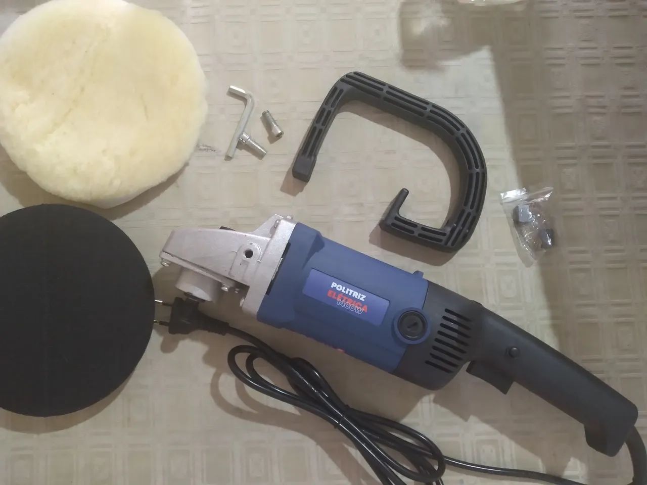 Politriz EL 1400W 220v 6 vel9cidades 7 polegadas c/ acessórios