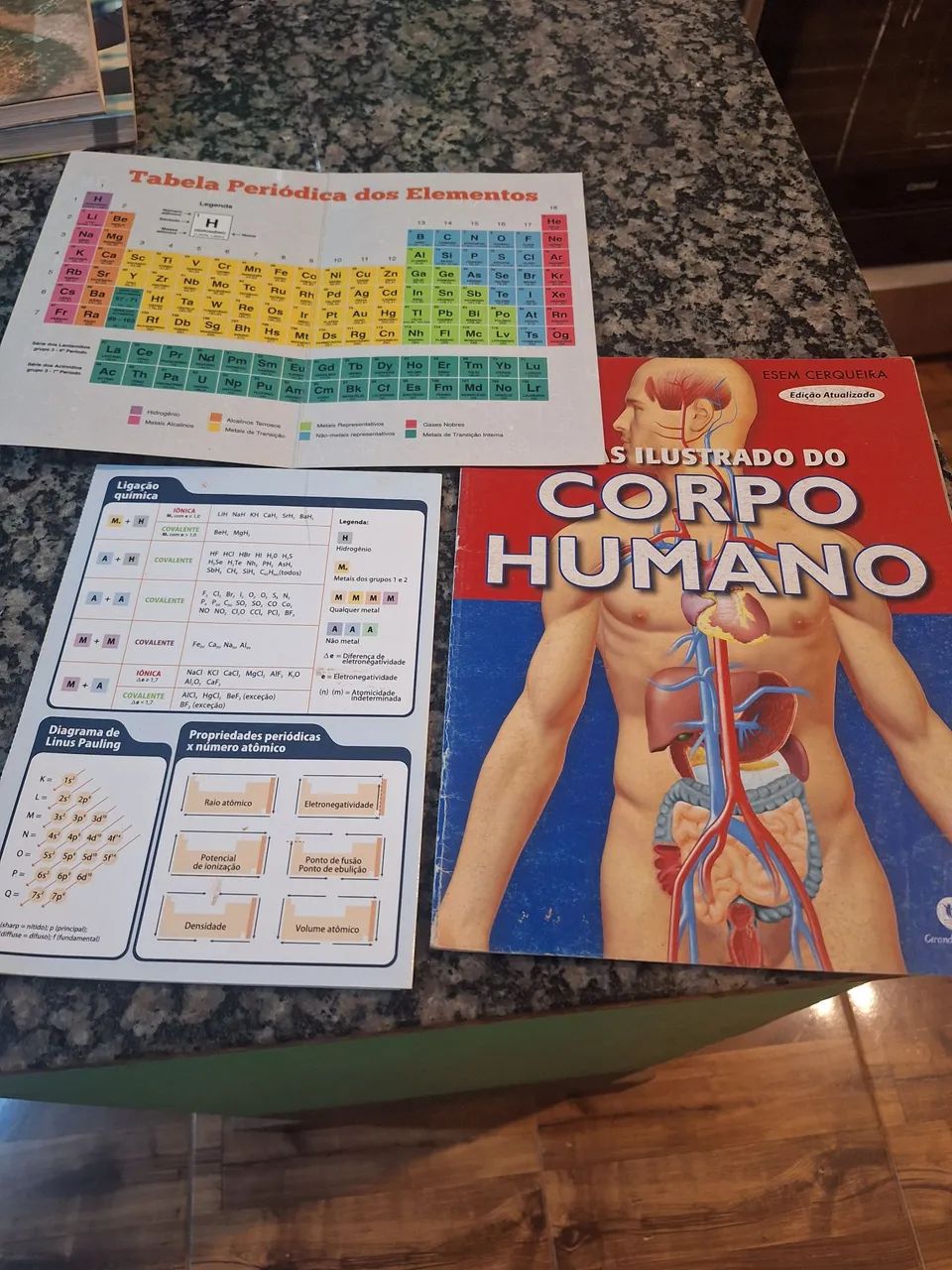 Livros didáticos de saúde - Foto 6