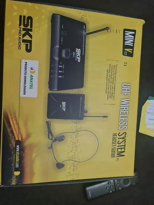 Kit Microfone Sem Fio UHF SKP Mini V para Guitarra/Headset - Foto 4
