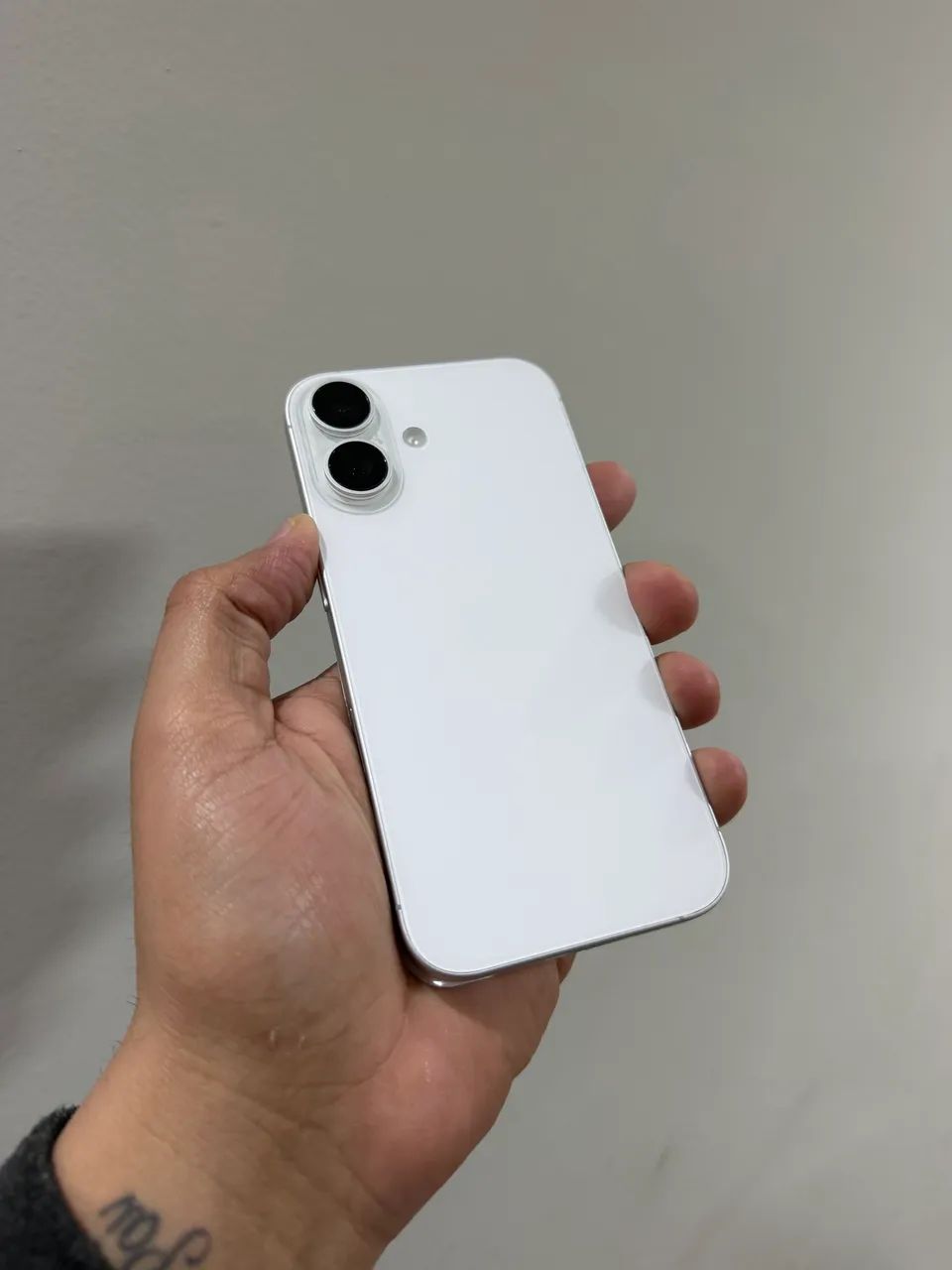 iPhone 16 128g 94% - Foto 4