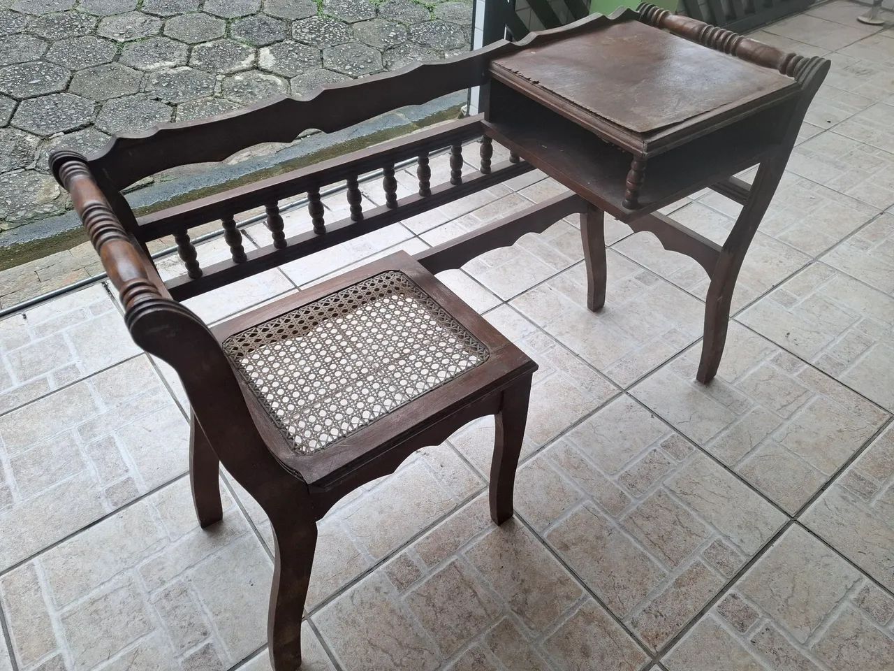 Mesinha de telefone antiga - Foto 3