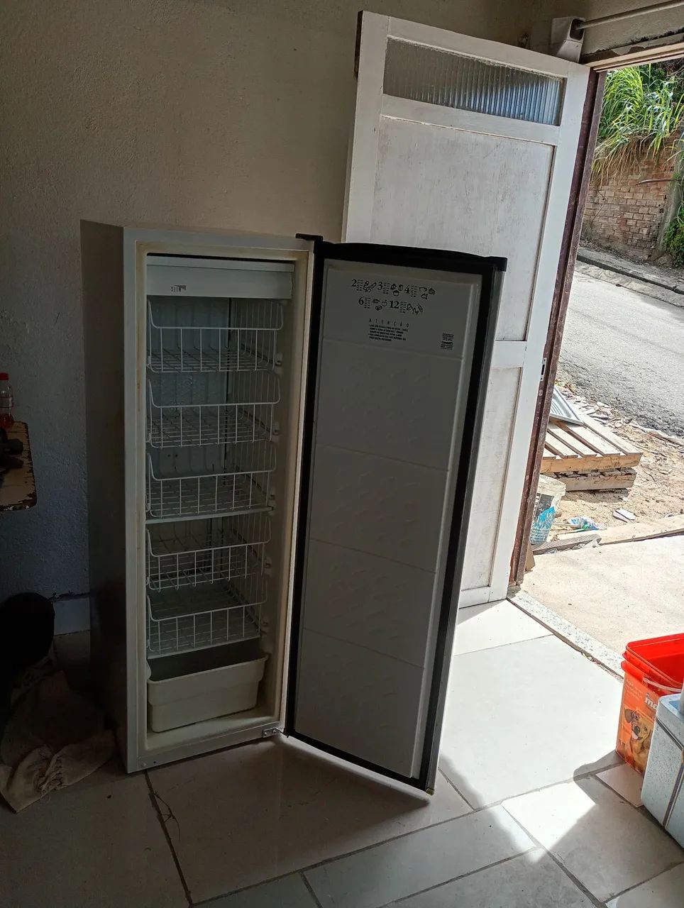 Vendo freezer 